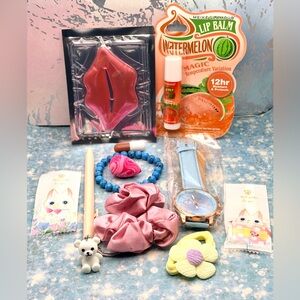 Teenage Loot Bag Set with Pink and Blue Accessories